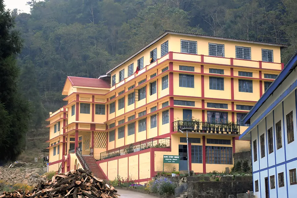 Sabs study house